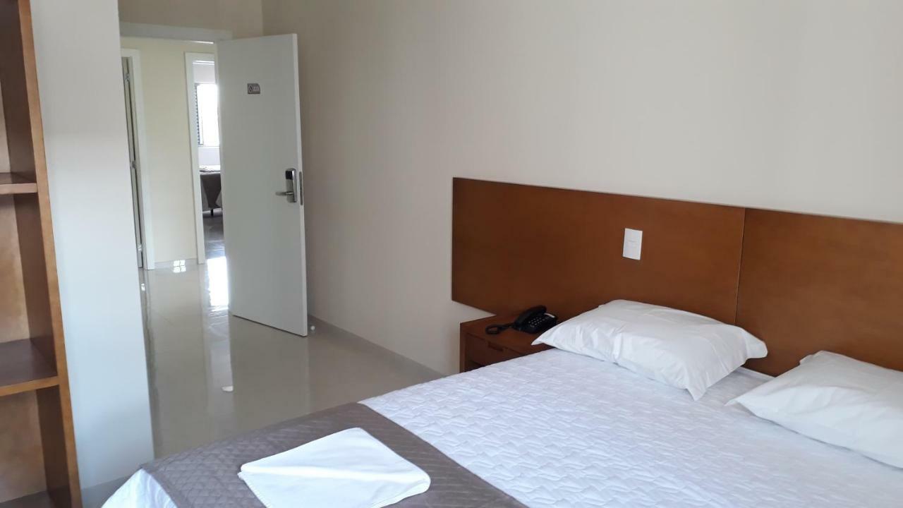 Campos Altos Palace Hotel Esterno foto
